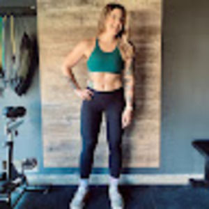 Meet your Posher, Caitlin